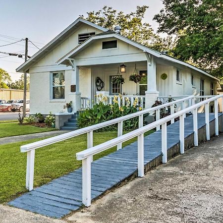 Remodeled Downtown Hot Springs Home With Porch Exterior foto